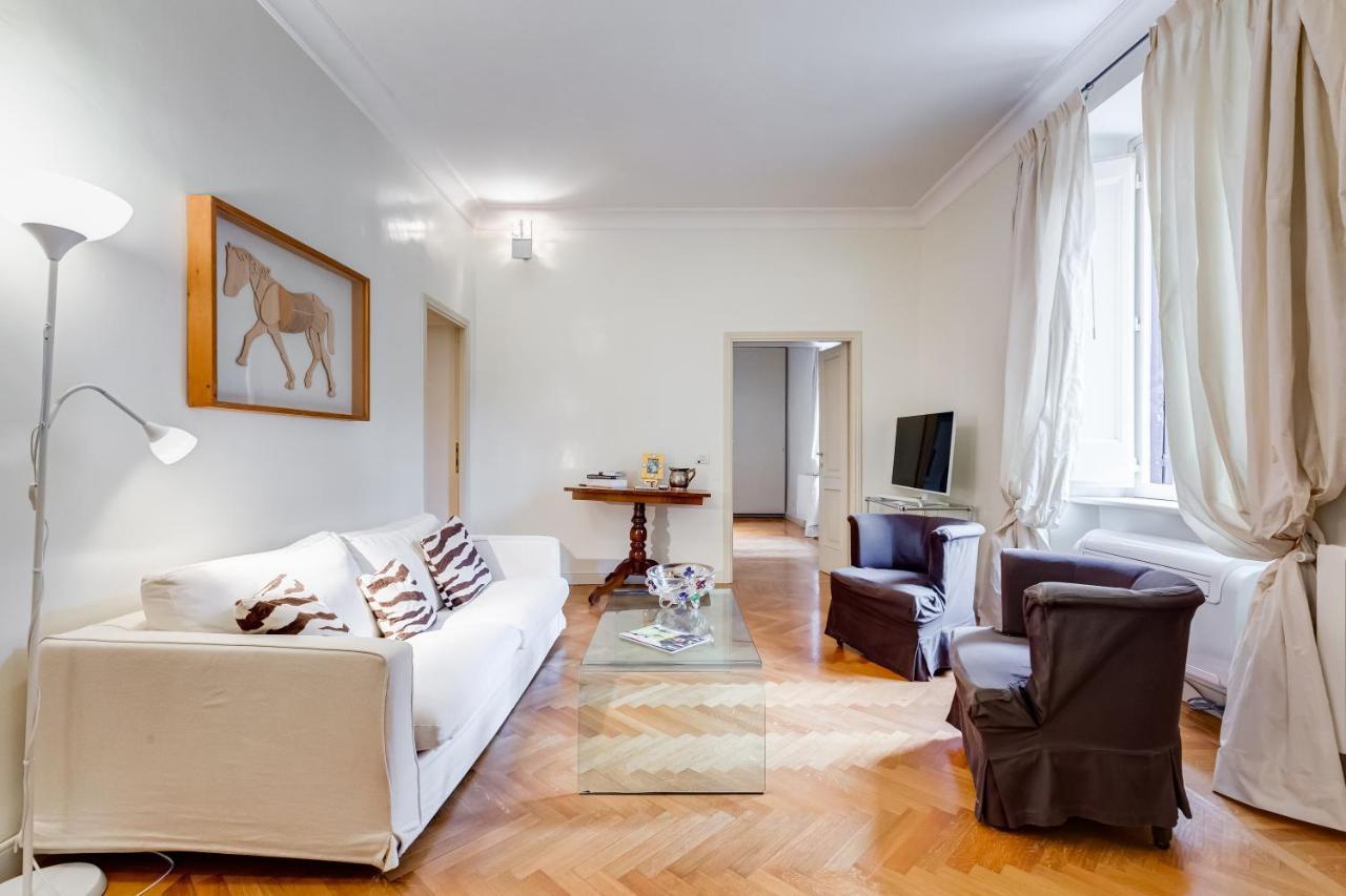 Pantheon Exclusive House Apartment Rome Bagian luar foto