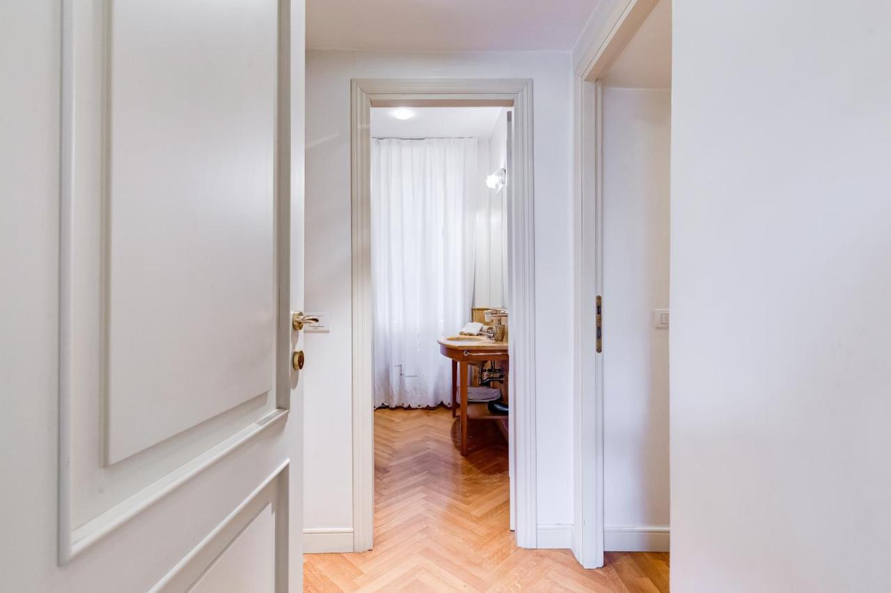 Pantheon Exclusive House Apartment Rome Bagian luar foto